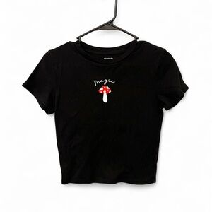 Magic Mushroom Graphic Crop Top‎ – Black